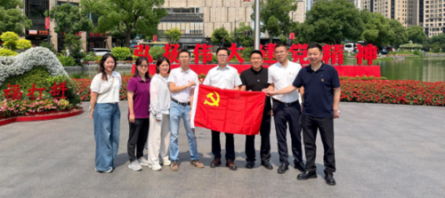 文章附图